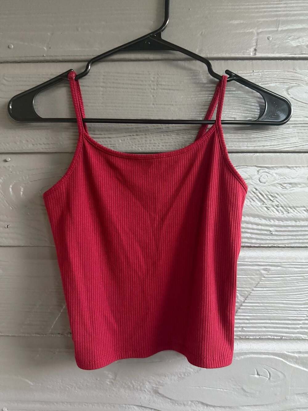 American Eagle Women's Red Ribbed Cropped Spaghetti Strap Tank Top